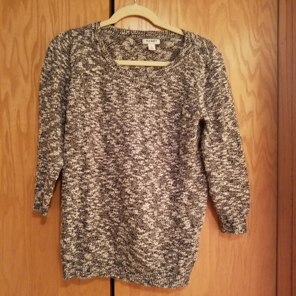 Crew neck Sweater with 3/4 sleeves